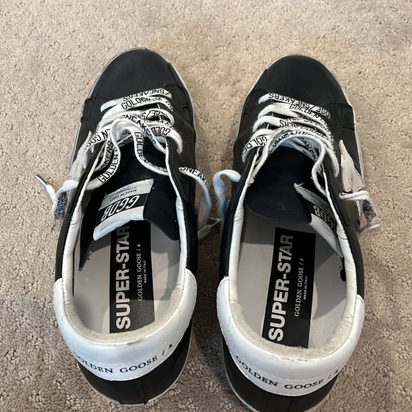 Golden Goose Superstar Low Top Sneaker - Picture 6 of 7